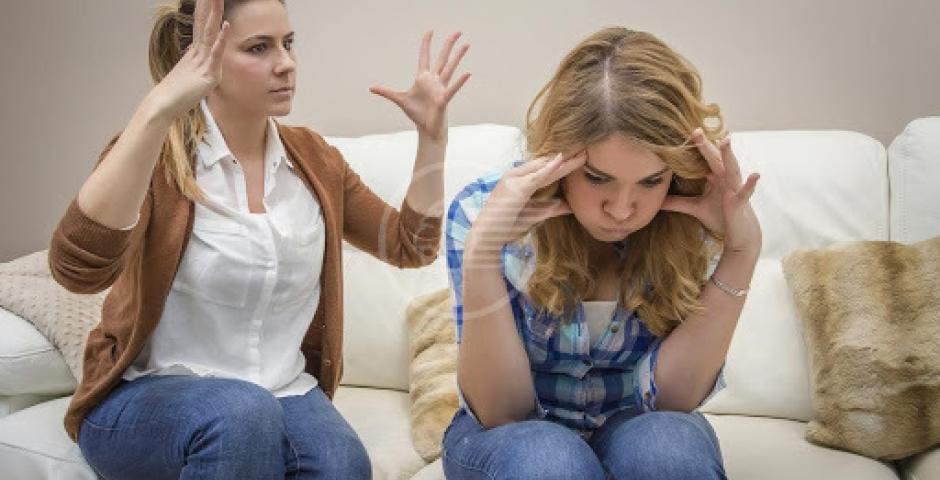 Adolescenti: troppa disciplina crea problemi nella scuola e nelle relazioni Adolescenti: troppa disciplina crea problemi nella scuola e nelle relazioni